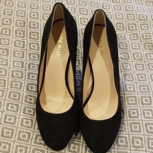 NIB Nine West Black Suede Piao Heels